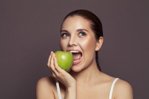 Connection Between Diet and Oral Health
