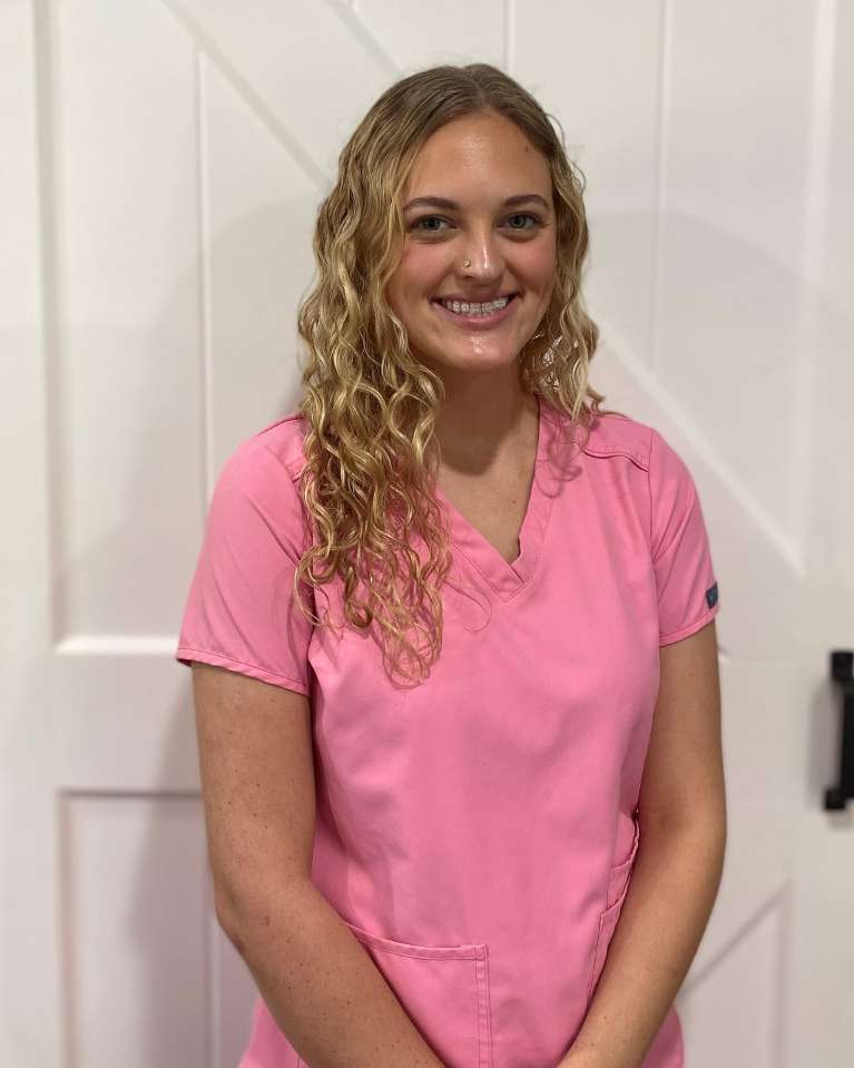 Gracie Herrington Receptionist at Arise Dental in Carthage, TX
